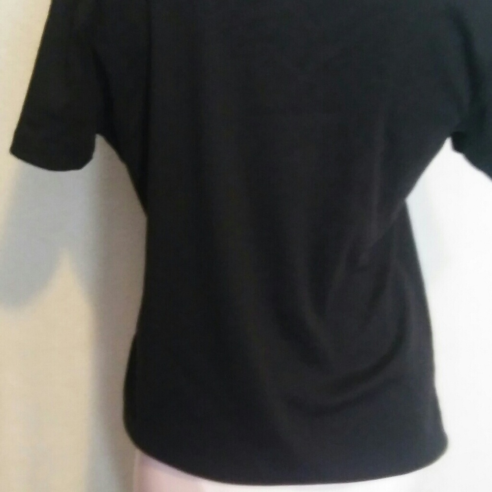 Shirt - Picture 3 of 4